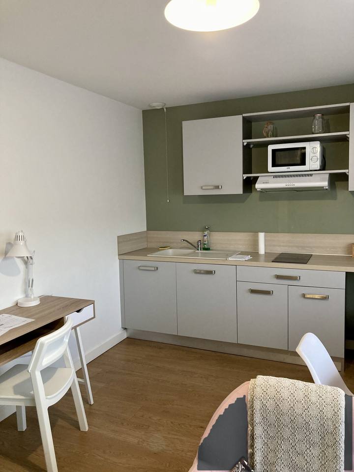Coin bureau face à la cuisine